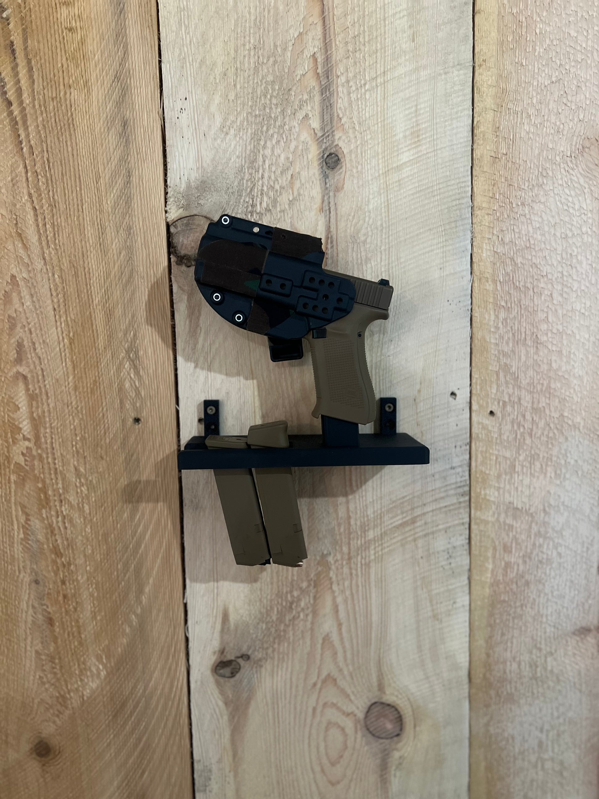 glock/compatible with glock mags wall mount