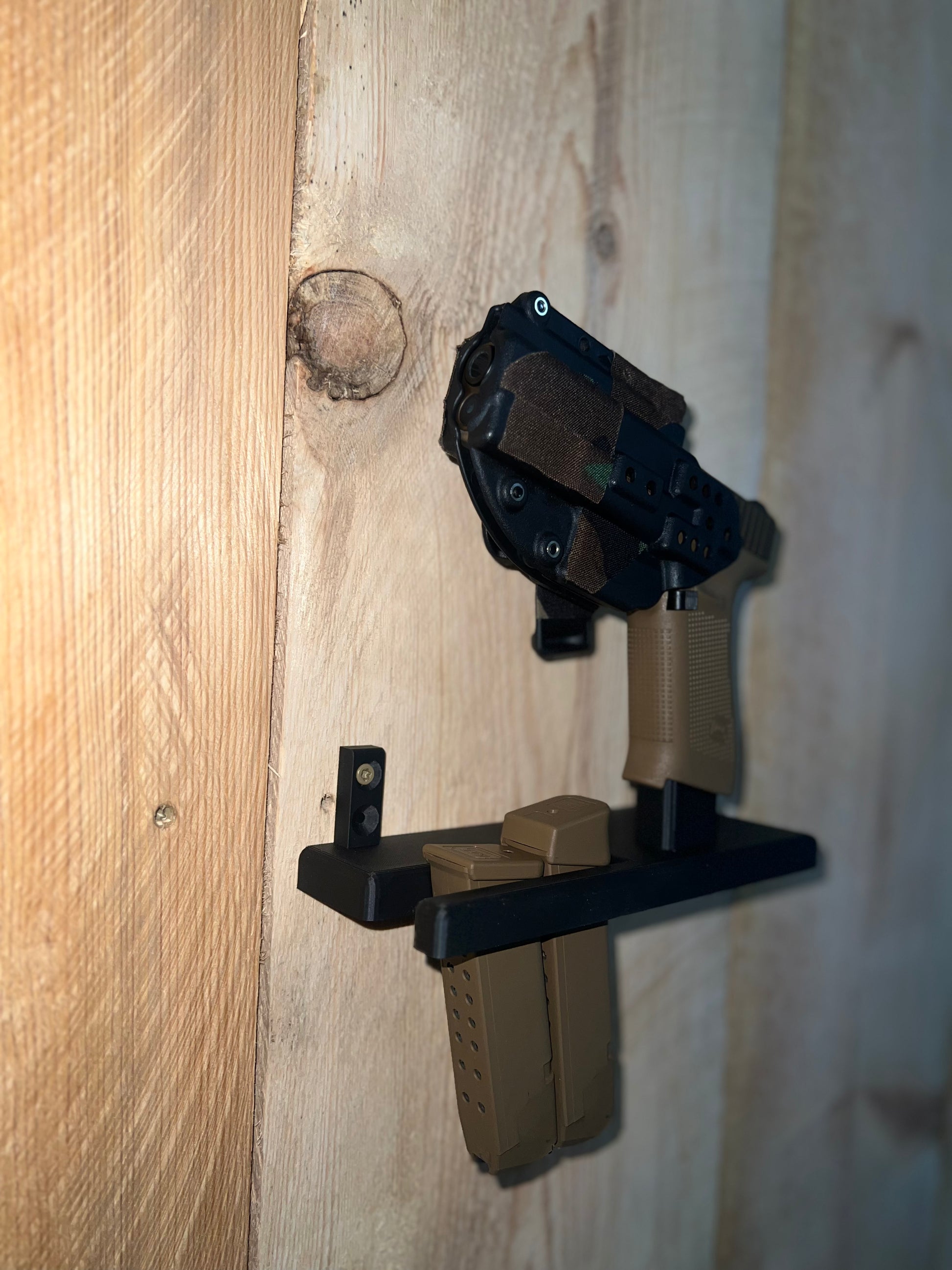 glock/compatible with glock mags wall mount